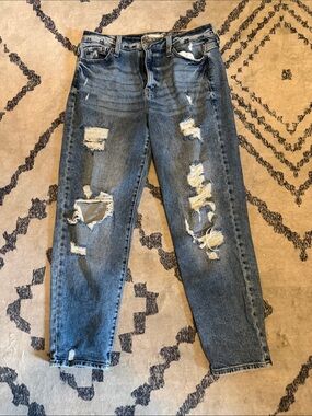 Women’s Distressed High-Rise Mom Jeans
